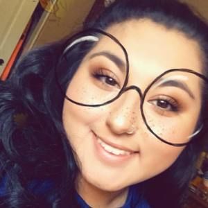 Meet your Posher, Desiree